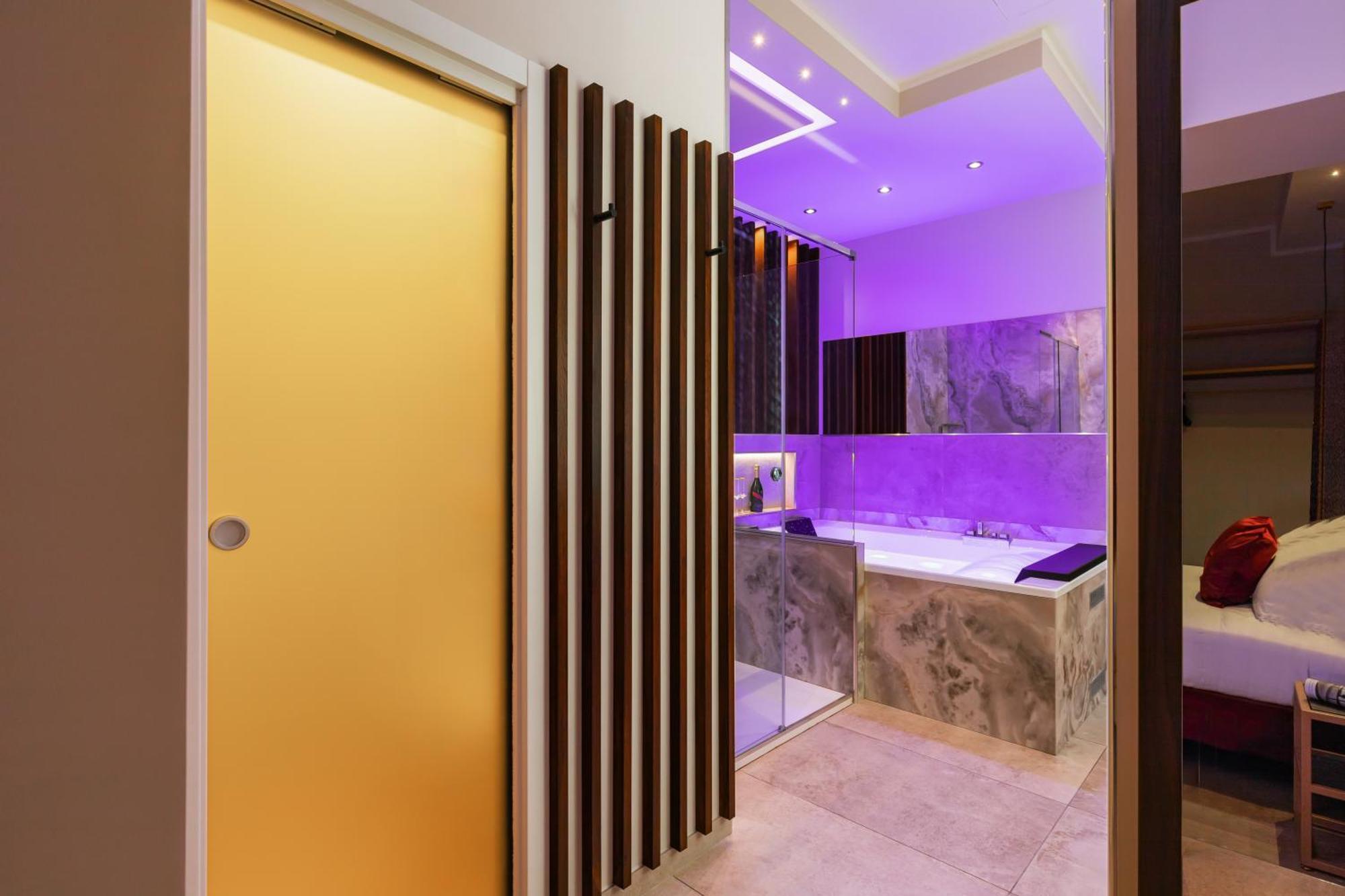 Готель Albadea Deco&Jacuzzi Рим Екстер'єр фото